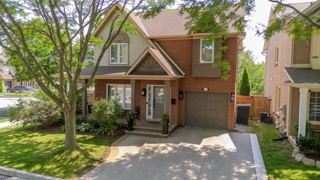 5190 Wood Cres. Burlington On L7l 6n3