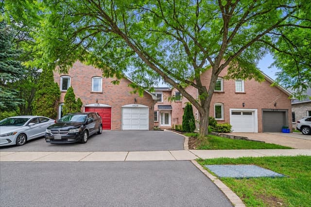 1023 Runnymead Cres. Oakville On L6m 1c5