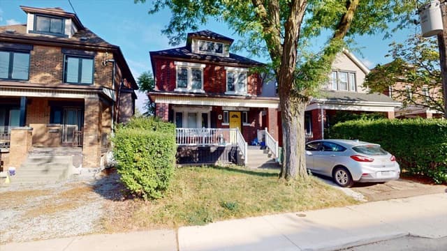 8 Balsam Ave. N 1 Hamilton On L8l 6y2