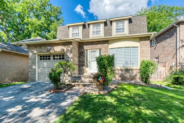 3065 Silverthorn Dr. Oakville On L6l 5n5