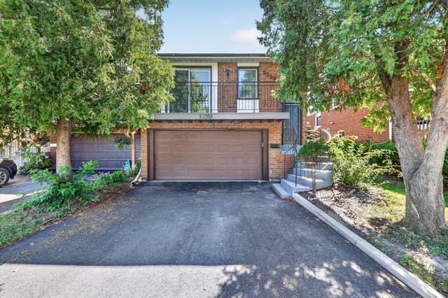 2330 Glastonbury Rd. S Burlington On L7p 3y3