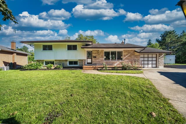 8 Fernwood Terr. St Catharines On L2t 3w5