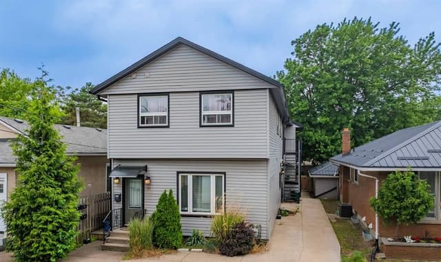 31 Raymond St. 5 St Catharines On L2r 2t3