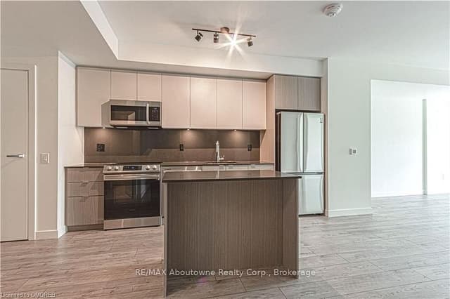 133 Bronte Rd. B0416 Oakville On L6l 3c1