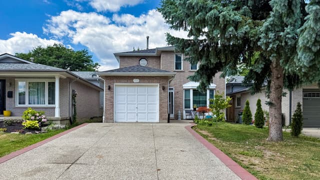 18 Millpond Pl. Hamilton On L8w 2w7