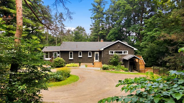 1282 Governors Rd. Hamilton On L9h 5e3