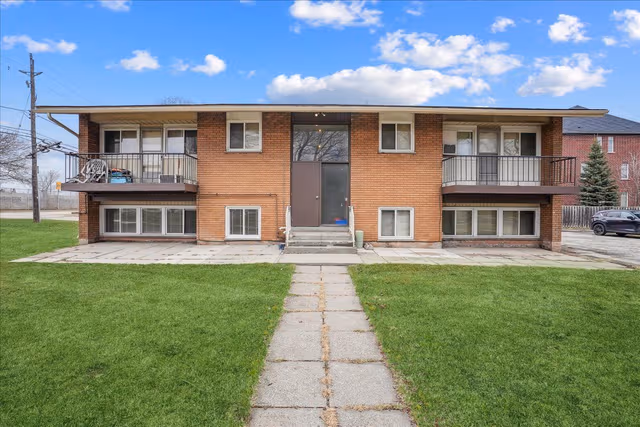 2354 Queensway Dr. 2 Burlington On L7r 3t3