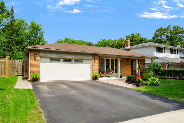659 Cherrywood Dr. Burlington On L7t 3w9