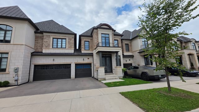 2459 Saw Whet Blvd. Oakville On L6m 5l4