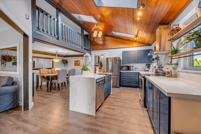 1286 Napier Cres. Oakville On L6h 2a4