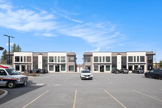 2500 St Laurent Blvd. 103 & 104 Hunt Club - South Keys And Area On K1h 1b1