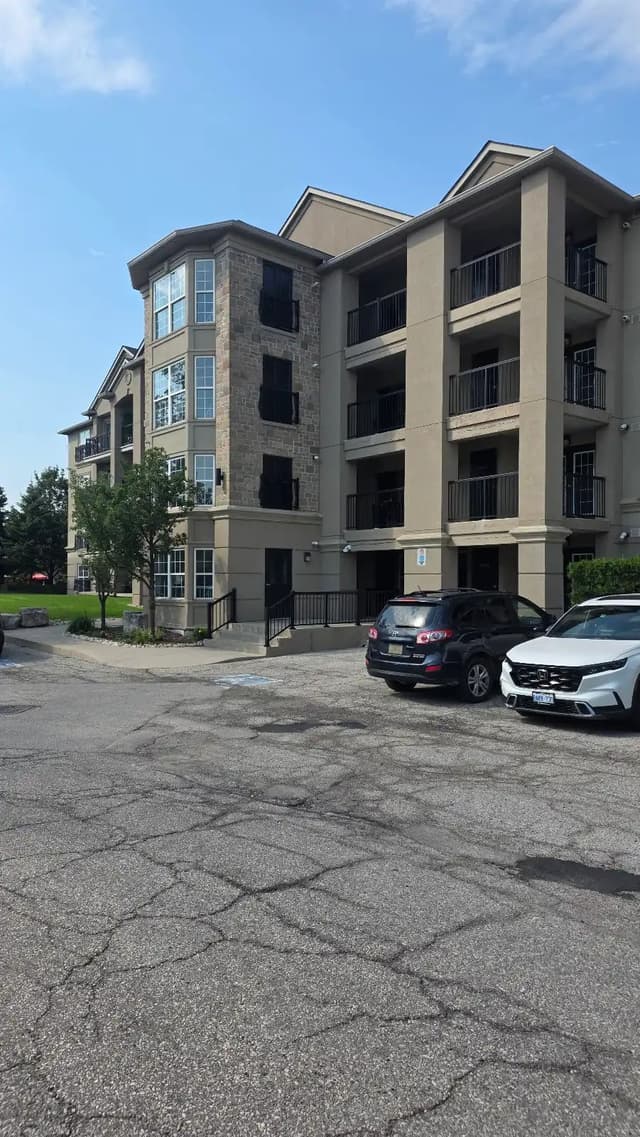 1479 Maple Ave. 108 Milton On L9t 0b5