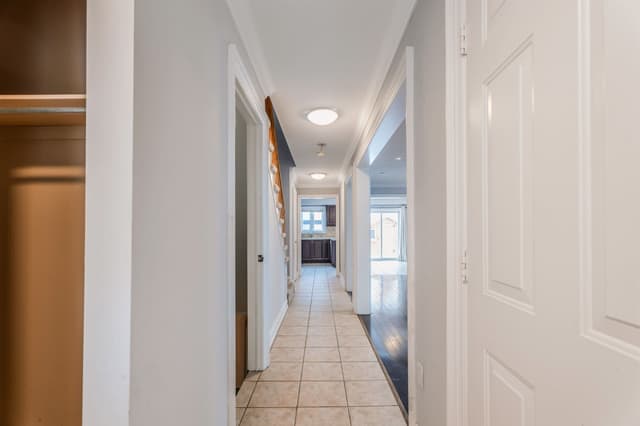 241 Featherstone Rd. Milton On L9t 7c3