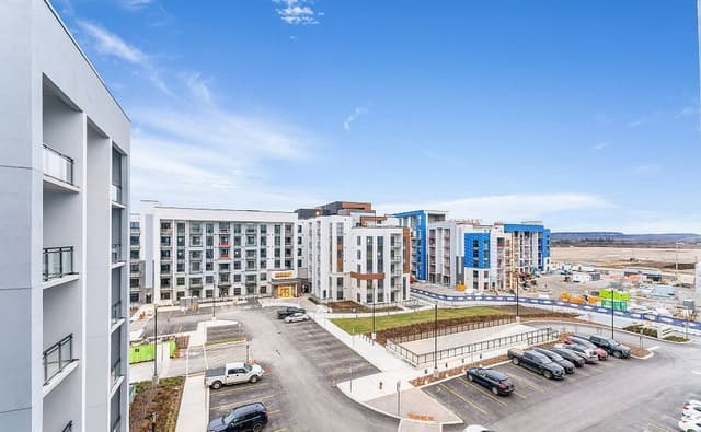 460 Gordon Krantz Ave. 511 Milton On L9e 1a8