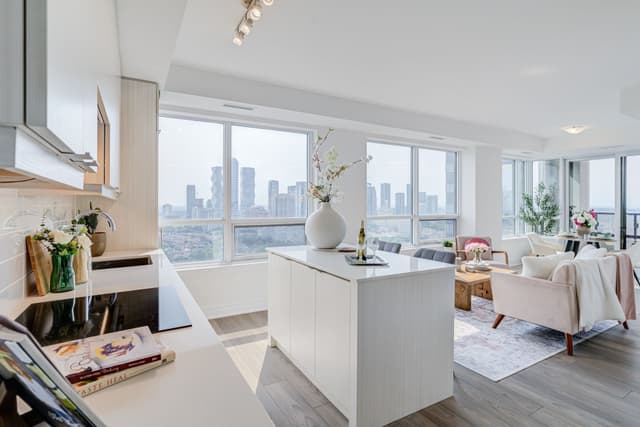 36 Elm Dr. 2909 Mississauga On L5b 0n3