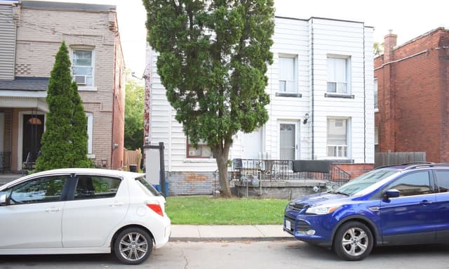 9 Madison Ave. Hamilton On L8l 5y2