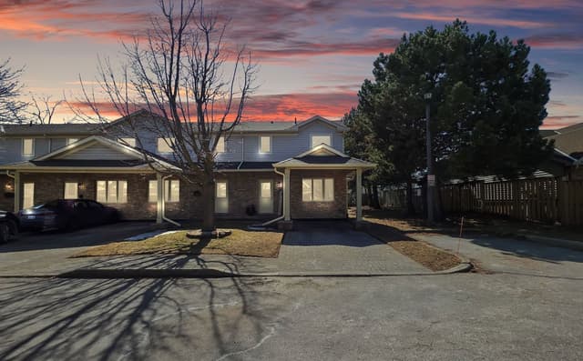 9 Wentworth Dr. 13 Grimsby On L3m 5h9