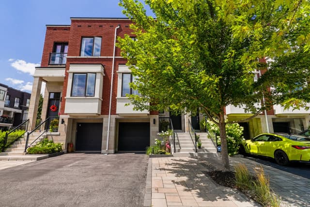 467 Nautical Blvd. Oakville On L6l 0e8