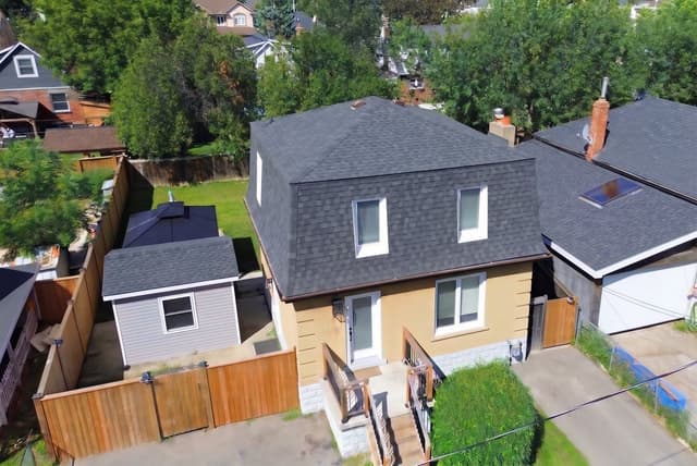 94 Howard Ave. Hamilton On L9a 2w5