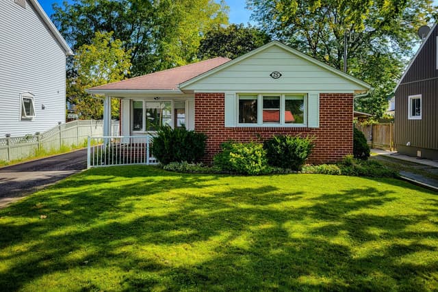 75 Bayview Dr. Lower St Catharines On L2n 4y7