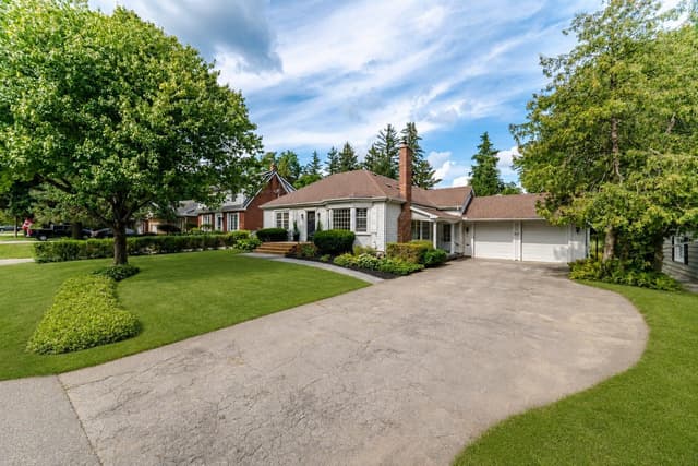 947 Glenwood Ave. Burlington On L7t 2k1