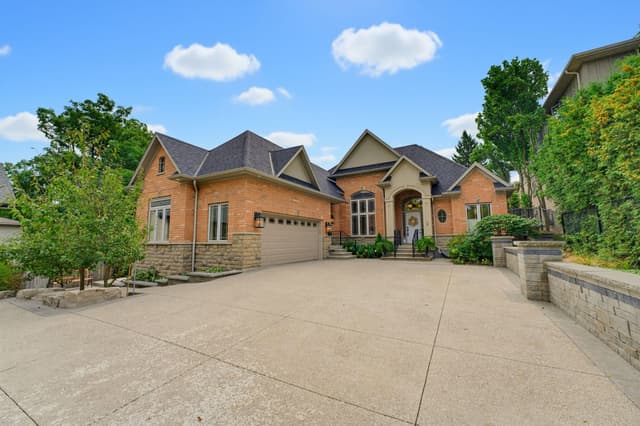 56 Academy St. Hamilton On L9g 2y1