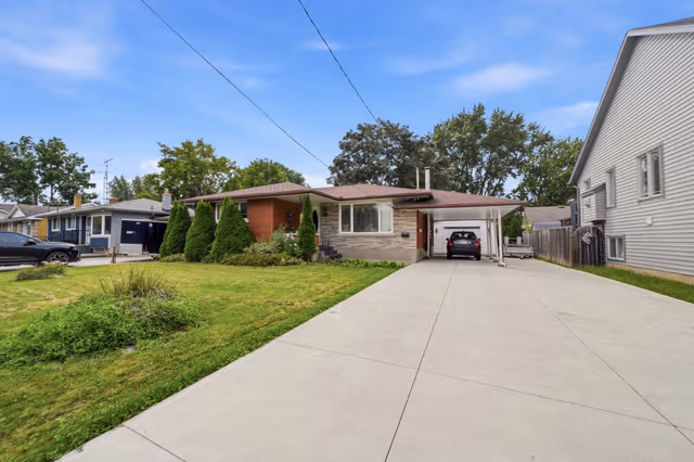 563 Bunting Rd. St Catharines On L2m 3a4