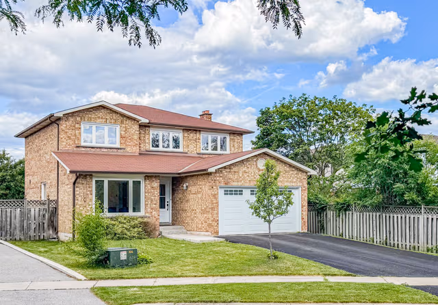 29 Roslo Ct. Oakville On L6h 4s1