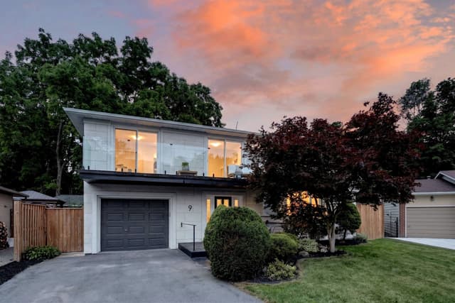 9 Leslie Dr. Hamilton On L8g 2p6