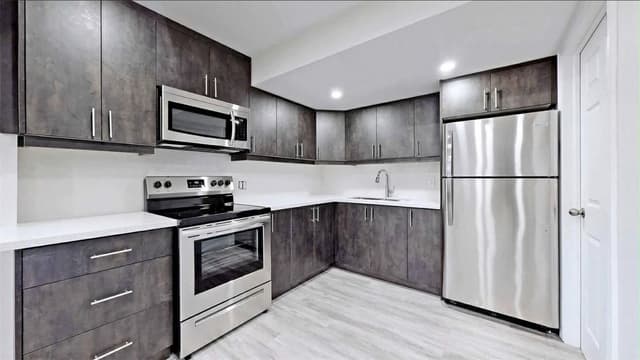 3461 Park Heights Way Basement Mississauga On L5m 0v5