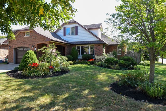 40 Belair Dr. St Catharines On L2n 6x9