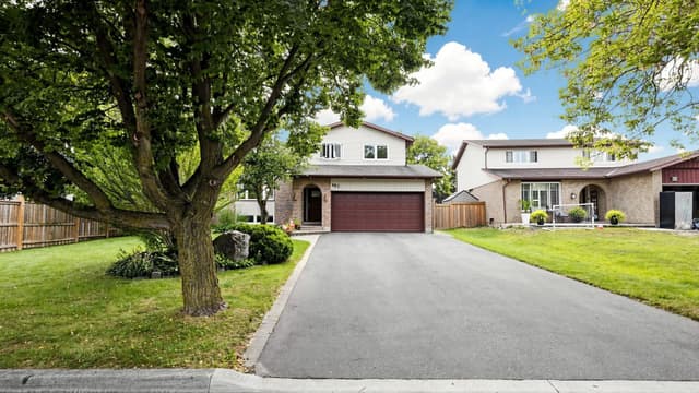 482 Gowland Cres. Milton On L9t 4e5