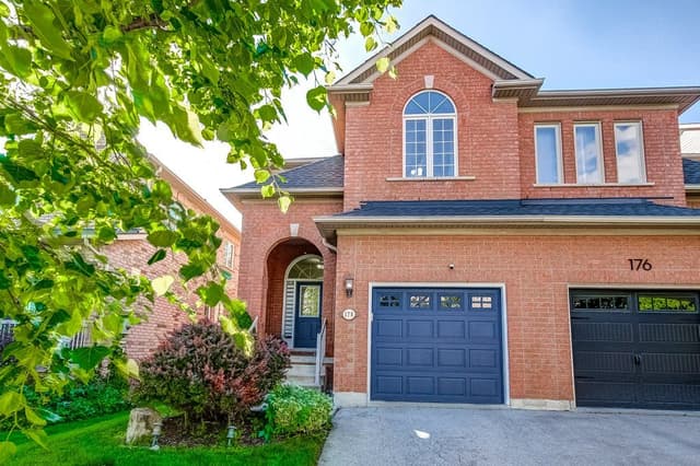 178 Chudleigh St. Hamilton On L8b 0j9