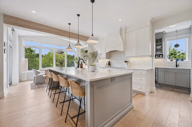 22 Hilltop Rd. Guelph On N1e 7l4