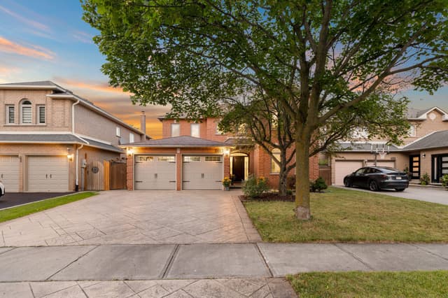 435 March Cres. Oakville On L6h 5x7