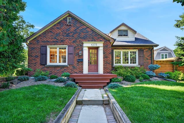 1375 Caroline St. Burlington On L7s 1h5