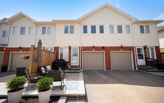 1485 Torrington Dr. 19 Mississauga On L5v 1y3