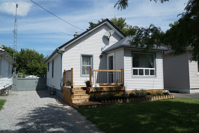 37 Chetwood St. N St Catharines On L2s 1k3