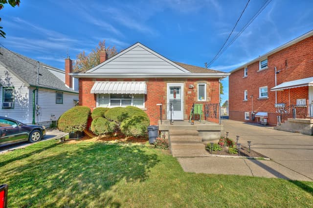 102 Townline Rd West Rd. St Catharines On L2t 1p7