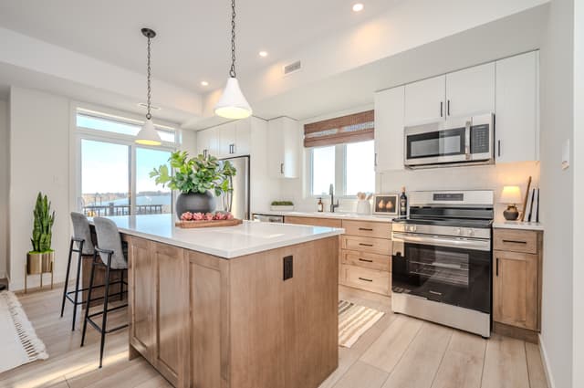 824 Woolwich St. 70 Guelph On N1h 6j2