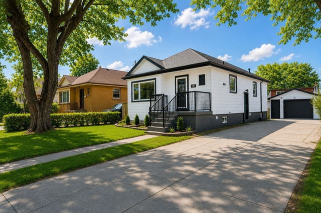 351 East 27th St. Hamilton On L8v 3g9