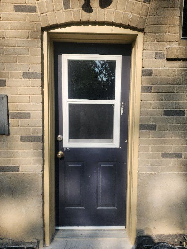 2042 Constance Dr. Oakville On L6j 2v5