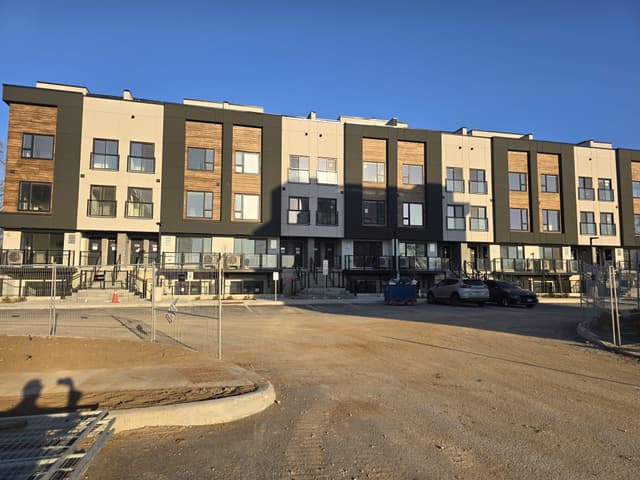 16 Melbourne Ave. 309B St Catharines On L2p 3j8