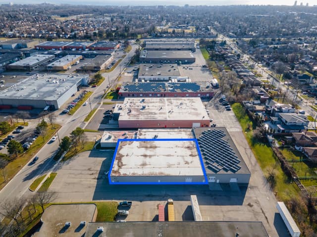2460 Tedlo St. 1-2 Mississauga On L5a 3v3