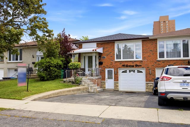 118 Surbray Grove Mississauga On L5b 2e1