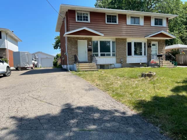 594 Bunting Rd. St Catharines On L2m 2z8