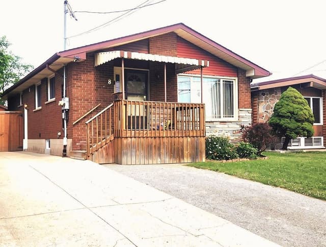 18 Greeningdon Dr. Lower Hamilton On L9a 3a7
