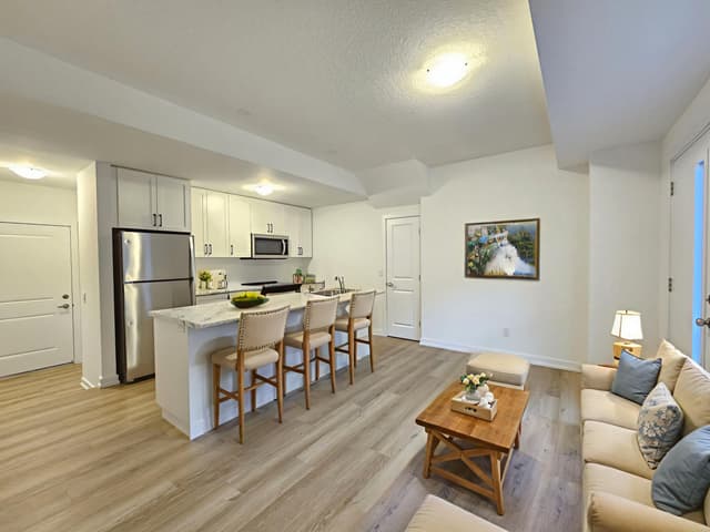 70 Kenesky Dr. 11 Hamilton On L8b 1y4
