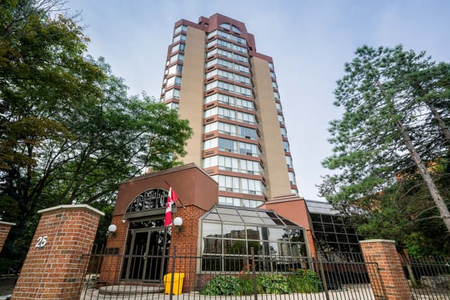 25 Fairview Rd. W Uph4 Mississauga On L5b 3y8