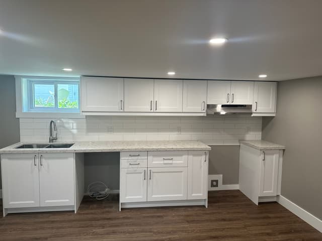342 Rosedale Ave. 2 Hamilton On L8k 4n8
